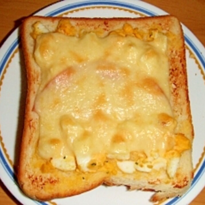 ハムたまチーズトースト